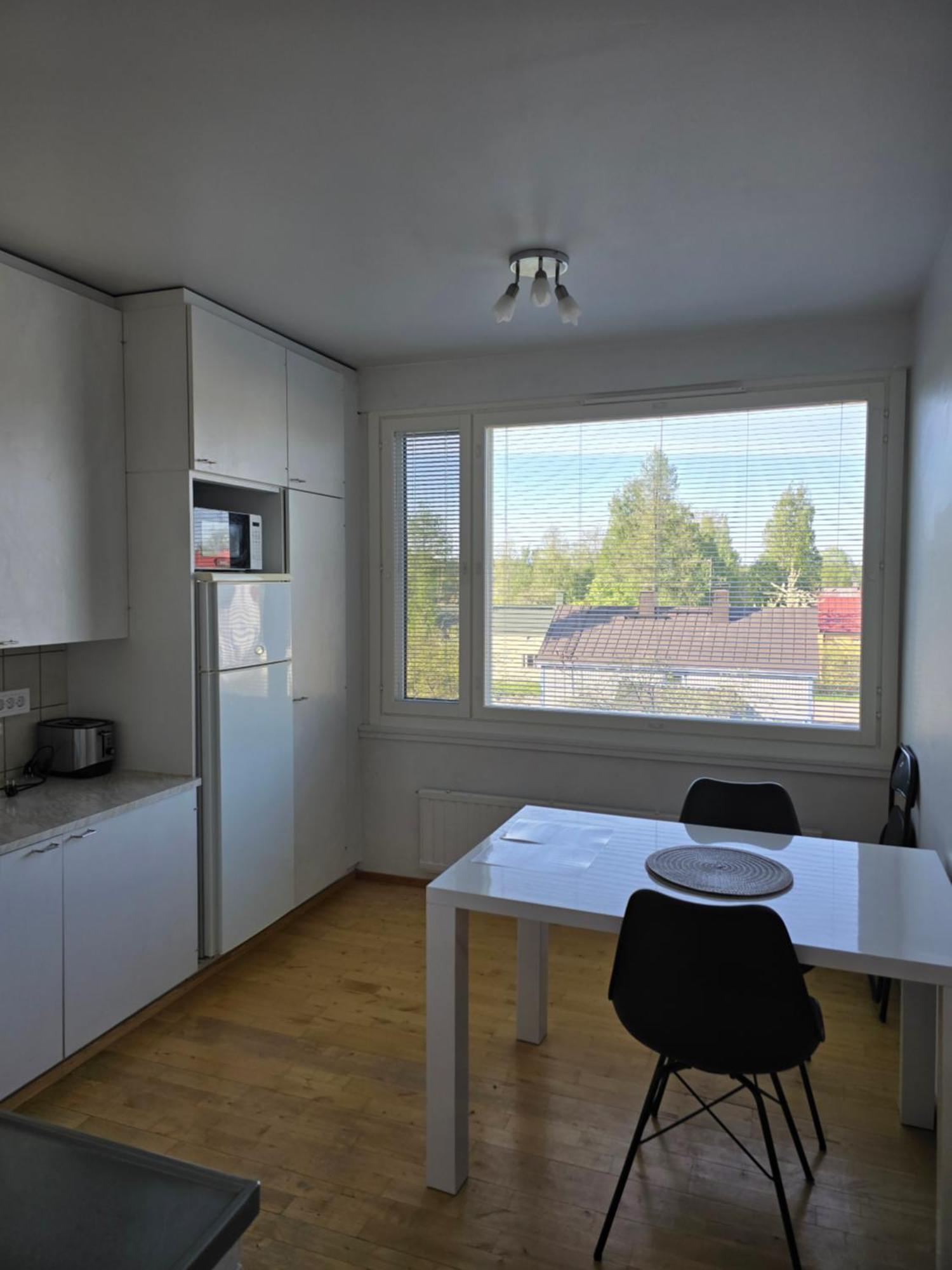 Avara Ja Kodikas Huoneisto Parvekkeella Heinola Luaran gambar